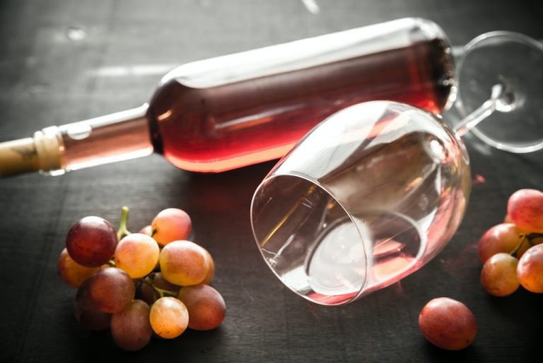L'histoire fascinante de la production de vins rosés en Provence